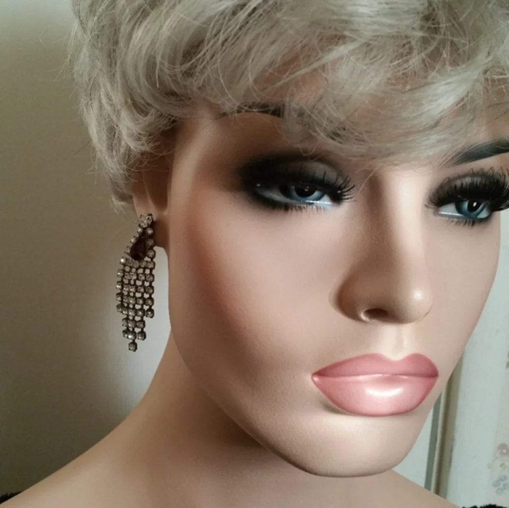 Vintage purple and diamond like dangle earrings - Picture 5 of 6